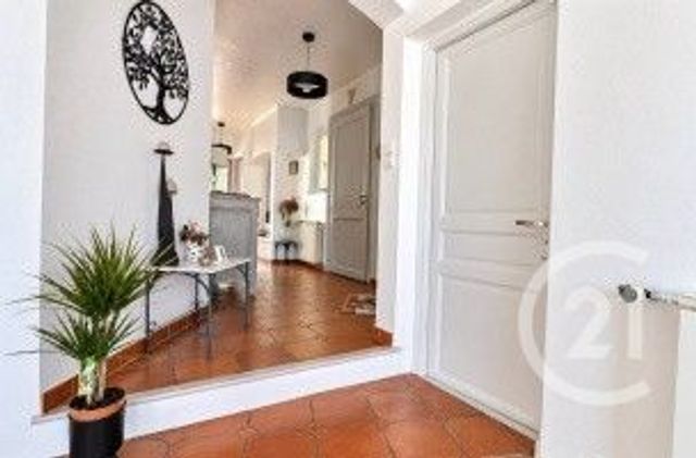 maison à vendre - 5 pièces - 156.6 m2 - FREJUS - 83 - PROVENCE-ALPES-COTE-D-AZUR - Century 21 Sud Habitat