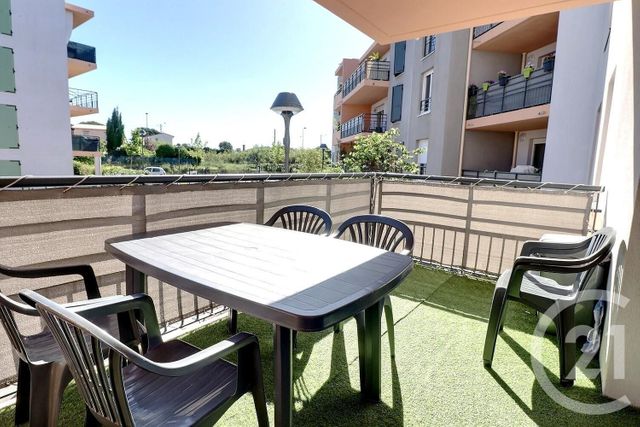 Appartement T4 à vendre - 4 pièces - 76.63 m2 - FREJUS - 83 - PROVENCE-ALPES-COTE-D-AZUR - Century 21 Sud Habitat Appartement T4 à vendre - 4 pièces - 76.63 m2 - FREJUS - 83 - PROVENCE-ALPES-COTE-D-AZUR - Century 21 Sud Habitat