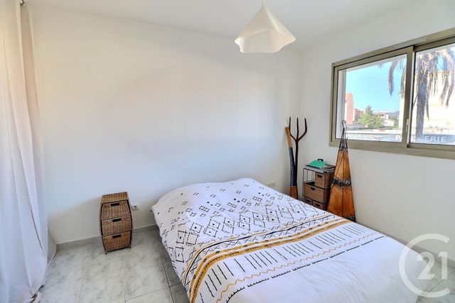 Appartement T2 à vendre - 2 pièces - 39.93 m2 - ST RAPHAEL - 83 - PROVENCE-ALPES-COTE-D-AZUR - Century 21 Sud Habitat