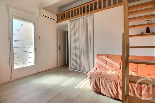 maison à vendre - 6 pièces - 165.0 m2 - ST RAPHAEL - 83 - PROVENCE-ALPES-COTE-D-AZUR - Century 21 Sud Habitat