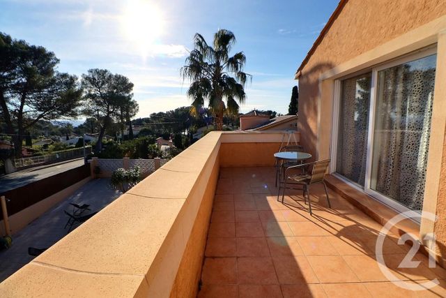 maison à vendre - 6 pièces - 165.0 m2 - ST RAPHAEL - 83 - PROVENCE-ALPES-COTE-D-AZUR - Century 21 Sud Habitat