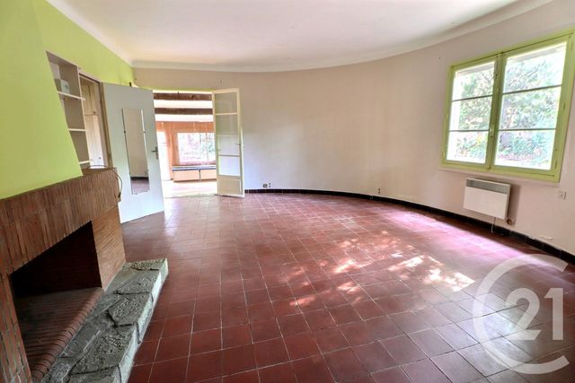 maison à vendre - 4 pièces - 123.0 m2 - ST RAPHAEL - 83 - PROVENCE-ALPES-COTE-D-AZUR - Century 21 Sud Habitat