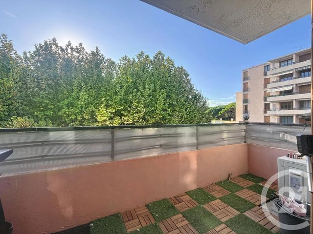 Appartement T4 à vendre - 4 pièces - 84.0 m2 - ST RAPHAEL - 83 - PROVENCE-ALPES-COTE-D-AZUR - Century 21 Sud Habitat