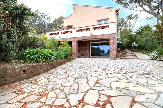 maison - ST RAPHAEL - 83