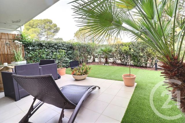 Appartement T2 à vendre - 2 pièces - 36.73 m2 - ST RAPHAEL - 83 - PROVENCE-ALPES-COTE-D-AZUR - Century 21 Sud Habitat