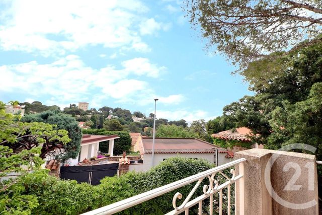 maison à vendre - 6 pièces - 130.0 m2 - ST RAPHAEL - 83 - PROVENCE-ALPES-COTE-D-AZUR - Century 21 Sud Habitat