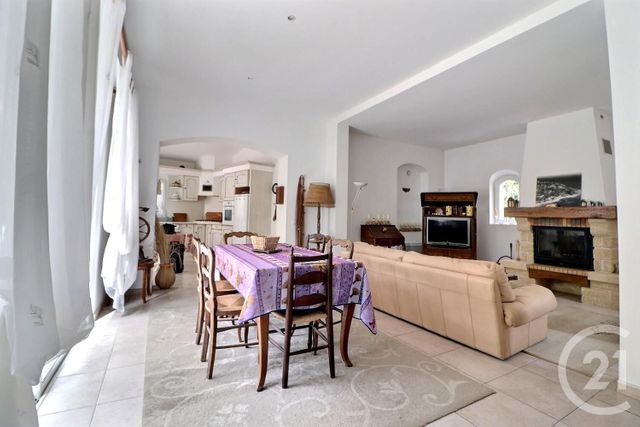 maison à vendre - 6 pièces - 130.0 m2 - ST RAPHAEL - 83 - PROVENCE-ALPES-COTE-D-AZUR - Century 21 Sud Habitat