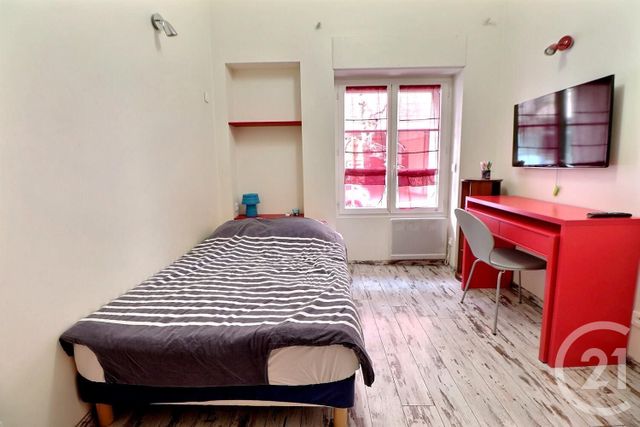 Appartement T4 à vendre - 4 pièces - 100.9 m2 - ST RAPHAEL - 83 - PROVENCE-ALPES-COTE-D-AZUR - Century 21 Sud Habitat