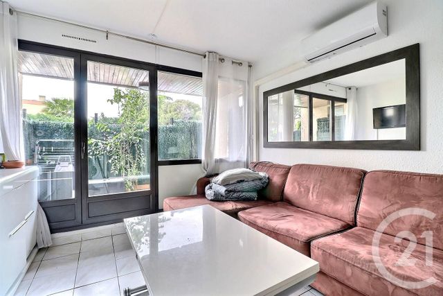 Appartement Studio à vendre - 1 pièce - 20.0 m2 - ST RAPHAEL - 83 - PROVENCE-ALPES-COTE-D-AZUR - Century 21 Sud Habitat