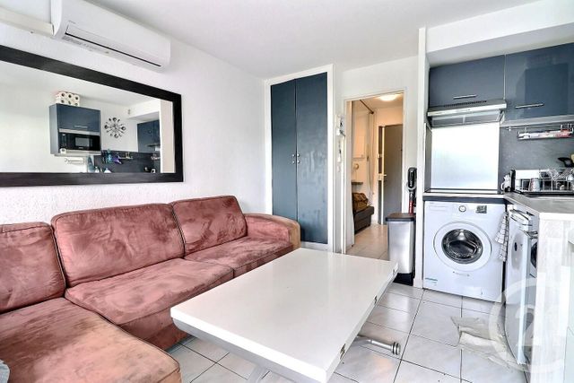 Appartement Studio à vendre - 1 pièce - 20.0 m2 - ST RAPHAEL - 83 - PROVENCE-ALPES-COTE-D-AZUR - Century 21 Sud Habitat