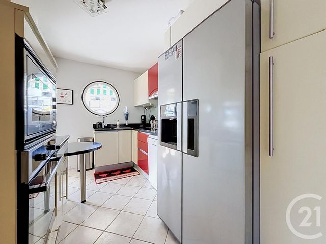 Appartement T3 à vendre - 3 pièces - 74.47 m2 - ST RAPHAEL - 83 - PROVENCE-ALPES-COTE-D-AZUR - Century 21 Sud Habitat