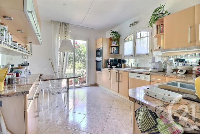 maison à vendre - 5 pièces - 150.0 m2 - ST RAPHAEL - 83 - PROVENCE-ALPES-COTE-D-AZUR - Century 21 Sud Habitat
