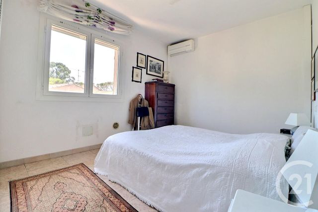 maison à vendre - 5 pièces - 150.0 m2 - ST RAPHAEL - 83 - PROVENCE-ALPES-COTE-D-AZUR - Century 21 Sud Habitat