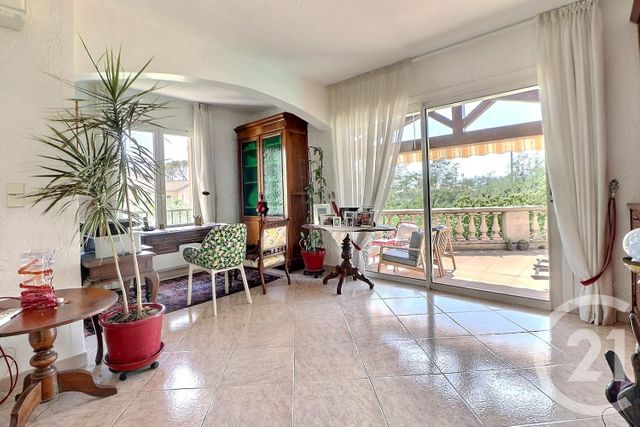 maison à vendre - 5 pièces - 150.0 m2 - ST RAPHAEL - 83 - PROVENCE-ALPES-COTE-D-AZUR - Century 21 Sud Habitat
