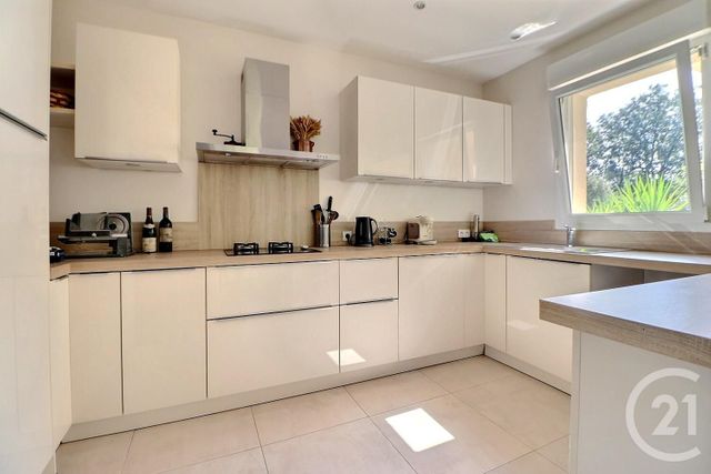 maison à vendre - 5 pièces - 146.0 m2 - ST RAPHAEL - 83 - PROVENCE-ALPES-COTE-D-AZUR - Century 21 Sud Habitat