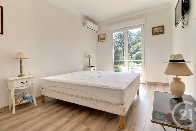 maison à vendre - 5 pièces - 146.0 m2 - ST RAPHAEL - 83 - PROVENCE-ALPES-COTE-D-AZUR - Century 21 Sud Habitat