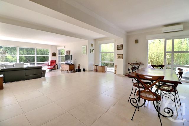 maison à vendre - 5 pièces - 146.0 m2 - ST RAPHAEL - 83 - PROVENCE-ALPES-COTE-D-AZUR - Century 21 Sud Habitat