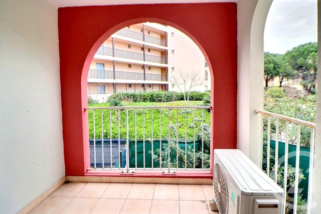 Appartement F3 à vendre - 3 pièces - 65.0 m2 - FREJUS - 83 - PROVENCE-ALPES-COTE-D-AZUR - Century 21 Sud Habitat