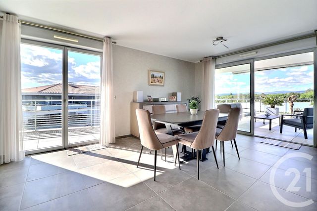 Appartement T5 à vendre - 5 pièces - 105.06 m2 - PUGET SUR ARGENS - 83 - PROVENCE-ALPES-COTE-D-AZUR - Century 21 Sud Habitat