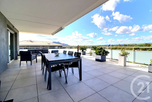 Appartement T5 à vendre - 5 pièces - 105.06 m2 - PUGET SUR ARGENS - 83 - PROVENCE-ALPES-COTE-D-AZUR - Century 21 Sud Habitat