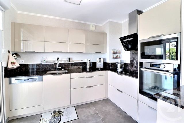 Appartement T5 à vendre - 5 pièces - 105.06 m2 - PUGET SUR ARGENS - 83 - PROVENCE-ALPES-COTE-D-AZUR - Century 21 Sud Habitat