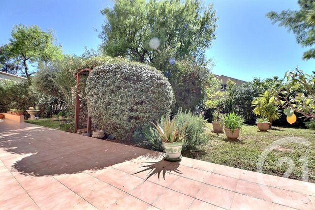 Appartement T4 à vendre - 4 pièces - 104.53 m2 - ST RAPHAEL - 83 - PROVENCE-ALPES-COTE-D-AZUR - Century 21 Sud Habitat