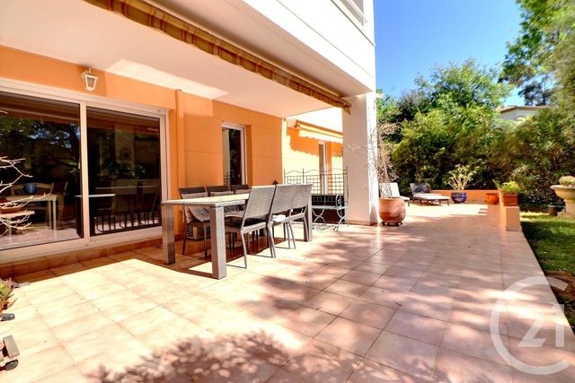 Appartement T4 à vendre - 4 pièces - 104.53 m2 - ST RAPHAEL - 83 - PROVENCE-ALPES-COTE-D-AZUR - Century 21 Sud Habitat