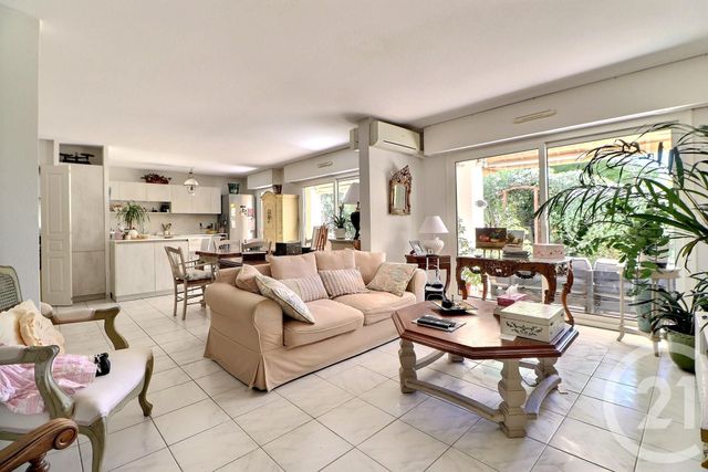 Appartement T4 à vendre - 4 pièces - 104.53 m2 - ST RAPHAEL - 83 - PROVENCE-ALPES-COTE-D-AZUR - Century 21 Sud Habitat