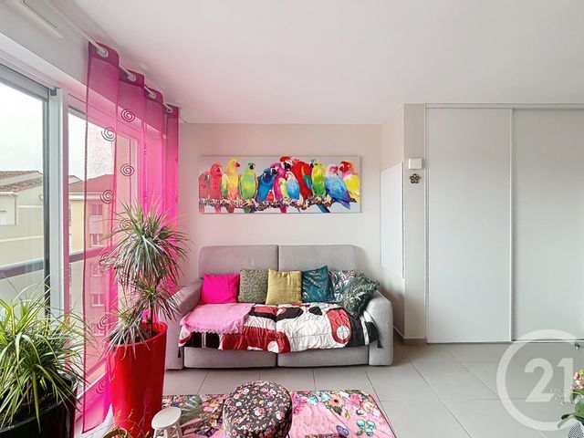 Appartement T2 à vendre - 2 pièces - 52.6 m2 - ST RAPHAEL - 83 - PROVENCE-ALPES-COTE-D-AZUR - Century 21 Sud Habitat