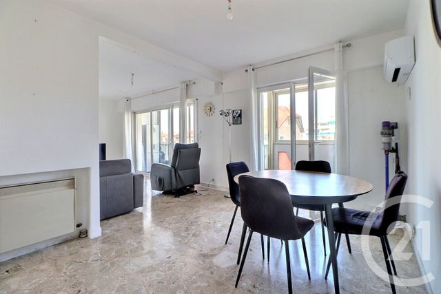 Appartement F3 à vendre - 3 pièces - 64.72 m2 - ST RAPHAEL - 83 - PROVENCE-ALPES-COTE-D-AZUR - Century 21 Sud Habitat