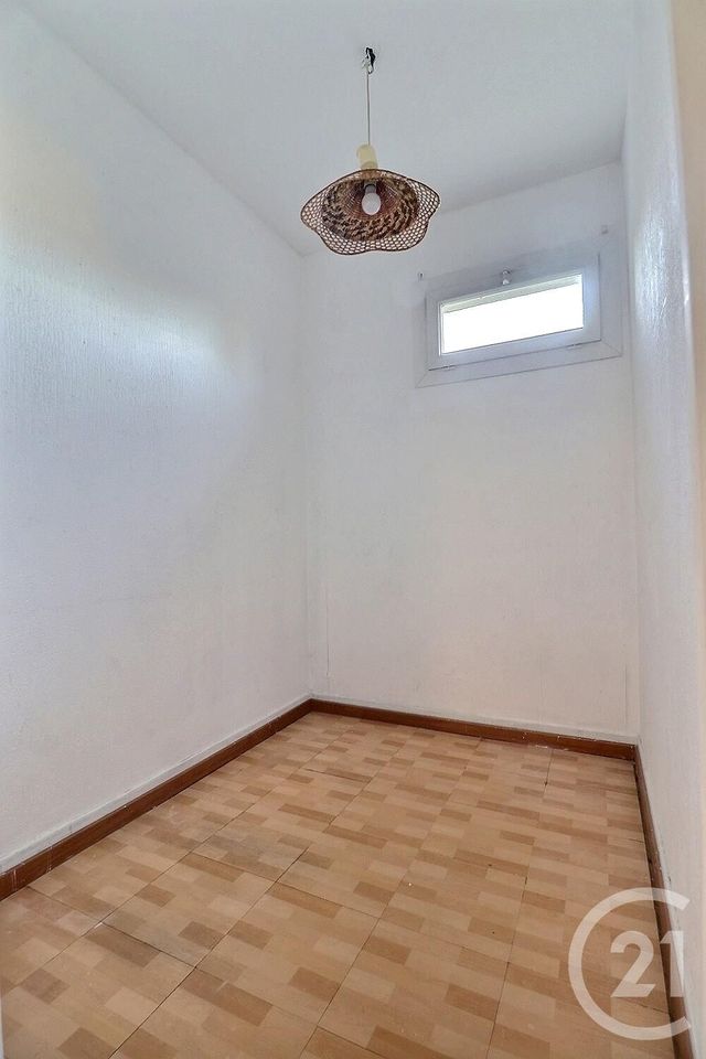 Appartement T3 à vendre - 3 pièces - 61.3 m2 - ST RAPHAEL - 83 - PROVENCE-ALPES-COTE-D-AZUR - Century 21 Sud Habitat