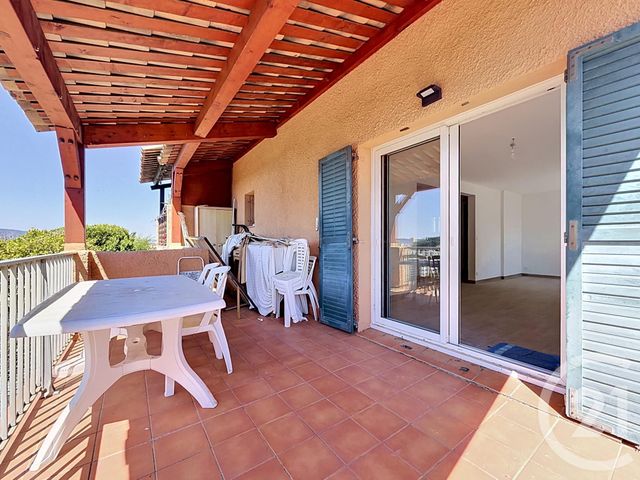 maison à vendre - 5 pièces - 107.23 m2 - ST RAPHAEL - 83 - PROVENCE-ALPES-COTE-D-AZUR - Century 21 Sud Habitat