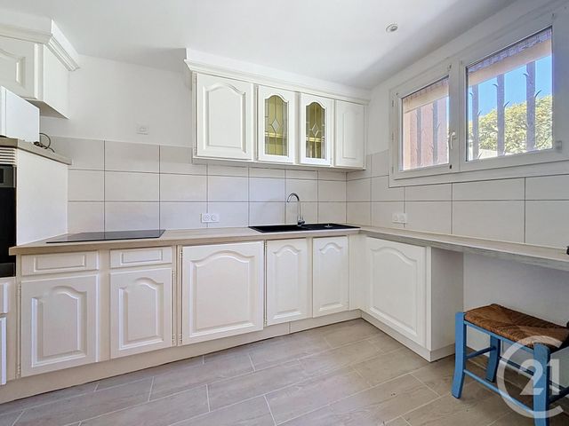 maison à vendre - 5 pièces - 107.23 m2 - ST RAPHAEL - 83 - PROVENCE-ALPES-COTE-D-AZUR - Century 21 Sud Habitat