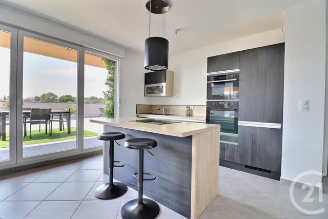 Appartement T4 à vendre - 4 pièces - 86.91 m2 - FREJUS - 83 - PROVENCE-ALPES-COTE-D-AZUR - Century 21 Sud Habitat