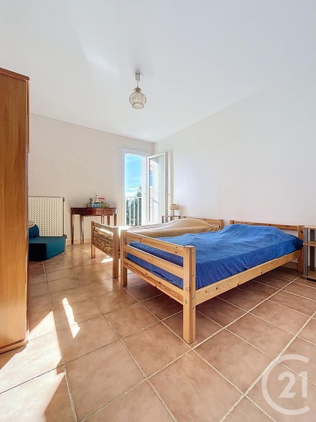 Appartement T3 à vendre - 3 pièces - 67.0 m2 - FREJUS - 83 - PROVENCE-ALPES-COTE-D-AZUR - Century 21 Sud Habitat