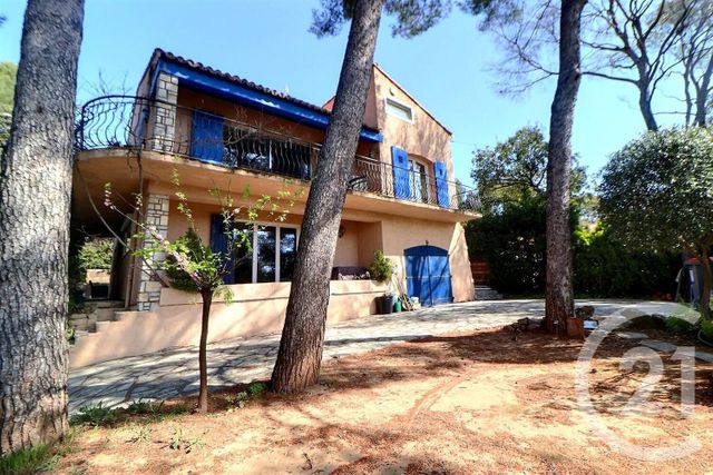 maison à vendre - 5 pièces - 130.0 m2 - ST RAPHAEL - 83 - PROVENCE-ALPES-COTE-D-AZUR - Century 21 Sud Habitat