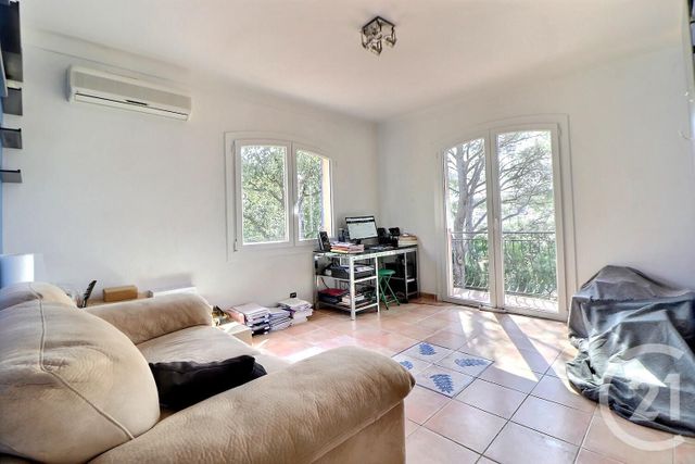 maison à vendre - 5 pièces - 130.0 m2 - ST RAPHAEL - 83 - PROVENCE-ALPES-COTE-D-AZUR - Century 21 Sud Habitat