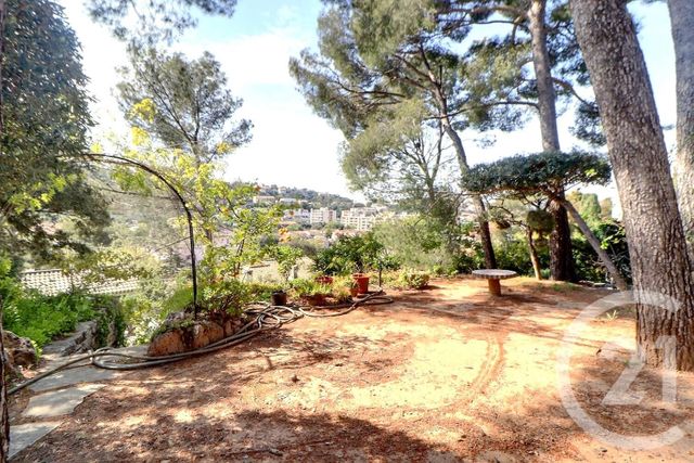 maison à vendre - 5 pièces - 130.0 m2 - ST RAPHAEL - 83 - PROVENCE-ALPES-COTE-D-AZUR - Century 21 Sud Habitat