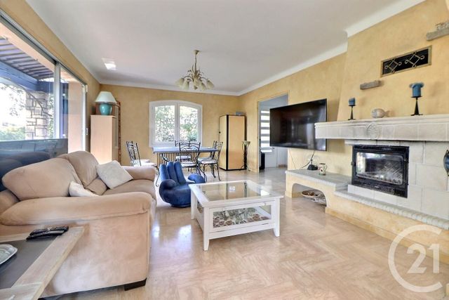 maison à vendre - 5 pièces - 130.0 m2 - ST RAPHAEL - 83 - PROVENCE-ALPES-COTE-D-AZUR - Century 21 Sud Habitat