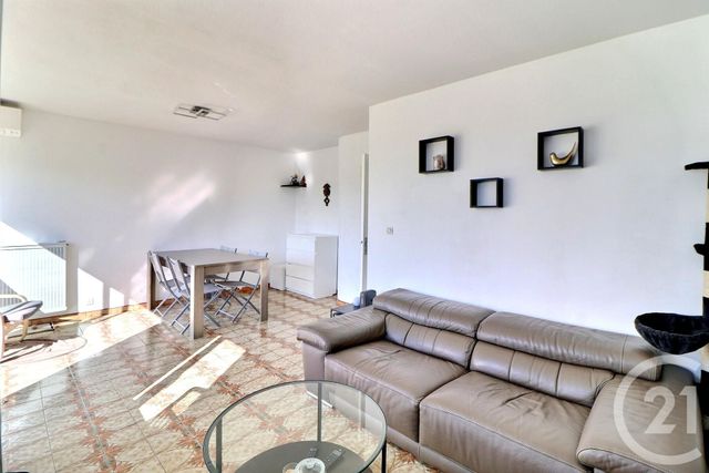 Appartement T4 à vendre - 4 pièces - 83.28 m2 - FREJUS - 83 - PROVENCE-ALPES-COTE-D-AZUR - Century 21 Sud Habitat
