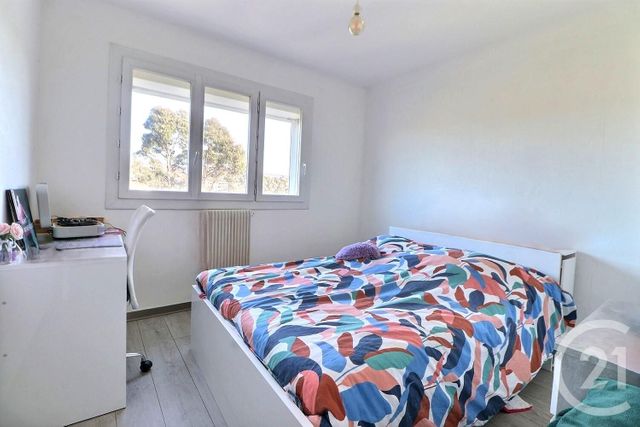 Appartement T4 à vendre - 4 pièces - 69.82 m2 - ST RAPHAEL - 83 - PROVENCE-ALPES-COTE-D-AZUR - Century 21 Sud Habitat