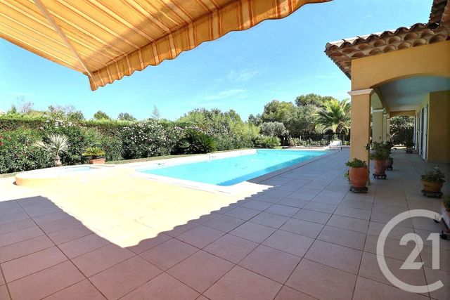 Afficher la photo en grand maison à vendre - 6 pièces - 230.0 m2 - ST RAPHAEL - 83 - PROVENCE-ALPES-COTE-D-AZUR - Century 21 Sud Habitat